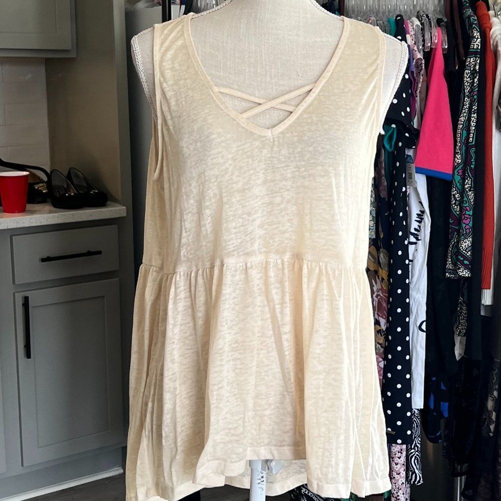 True Craft Tiered Ecru Top with Cross Cross at Neckline Size Large